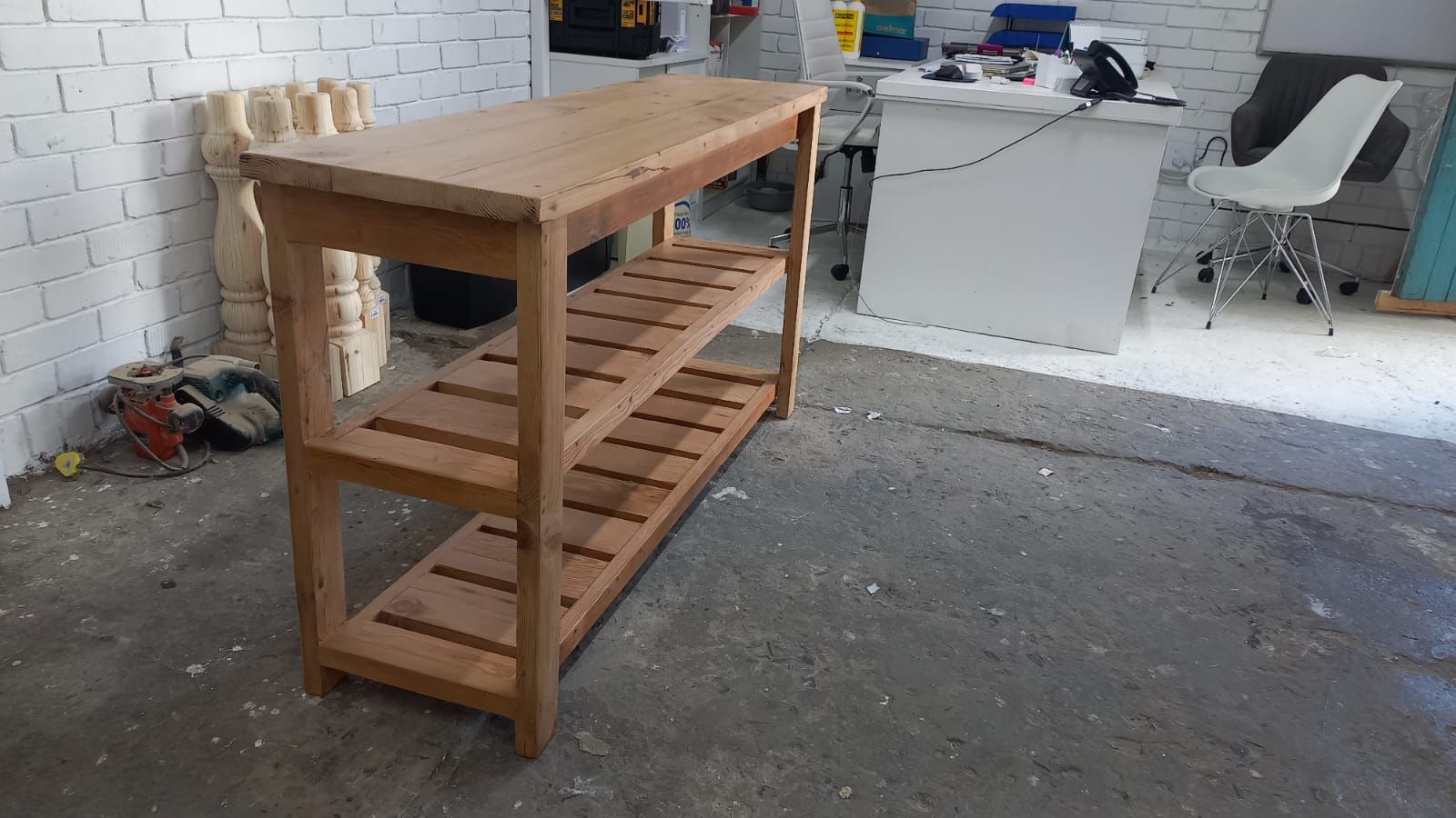 oregon-pine-workbench